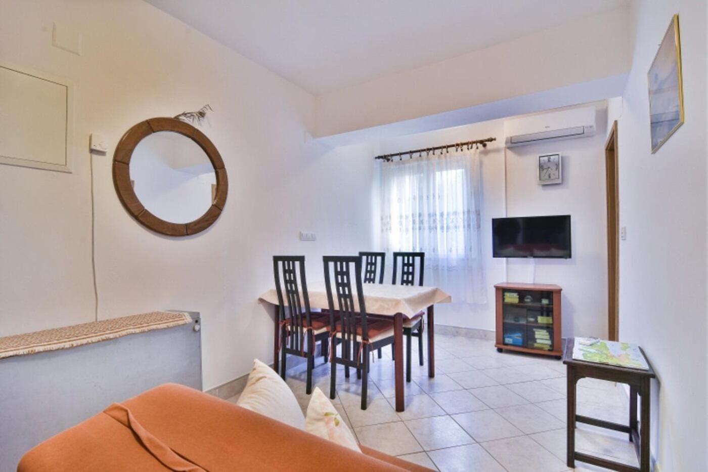 Apartment Luce Мали-Лошинь Экстерьер фото