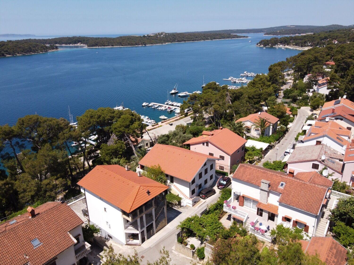 Apartment Luce Мали-Лошинь Экстерьер фото